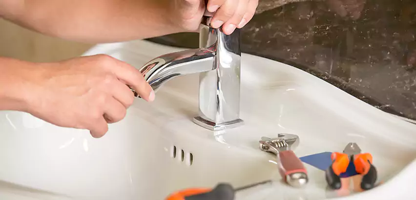Bathtub Faucet Replacement in Vernon Hills
